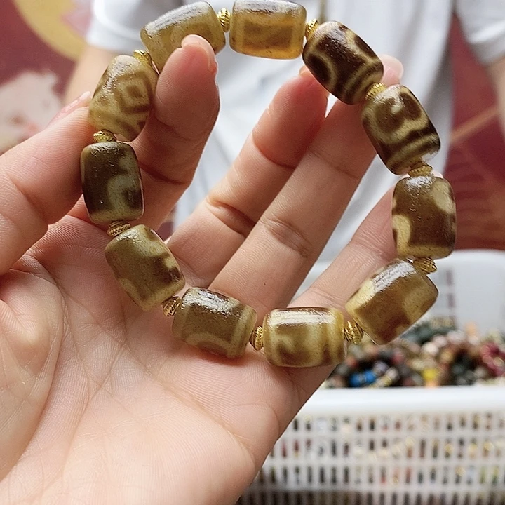 玛瑙/玉髓合金颈饰