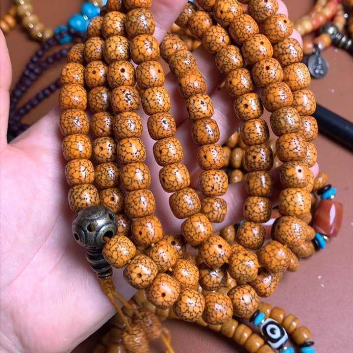 藏地密码藏饰品串