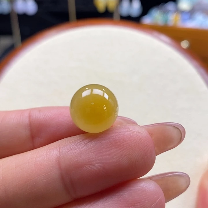 翡翠颈饰未镶嵌翡翠冰胶满黄翡珠卡13+