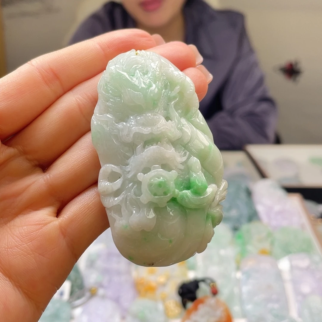 翡翠吊坠(不含链)未镶嵌