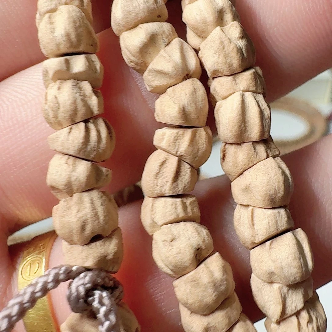 柏香籽/百香籽吊坠大肠