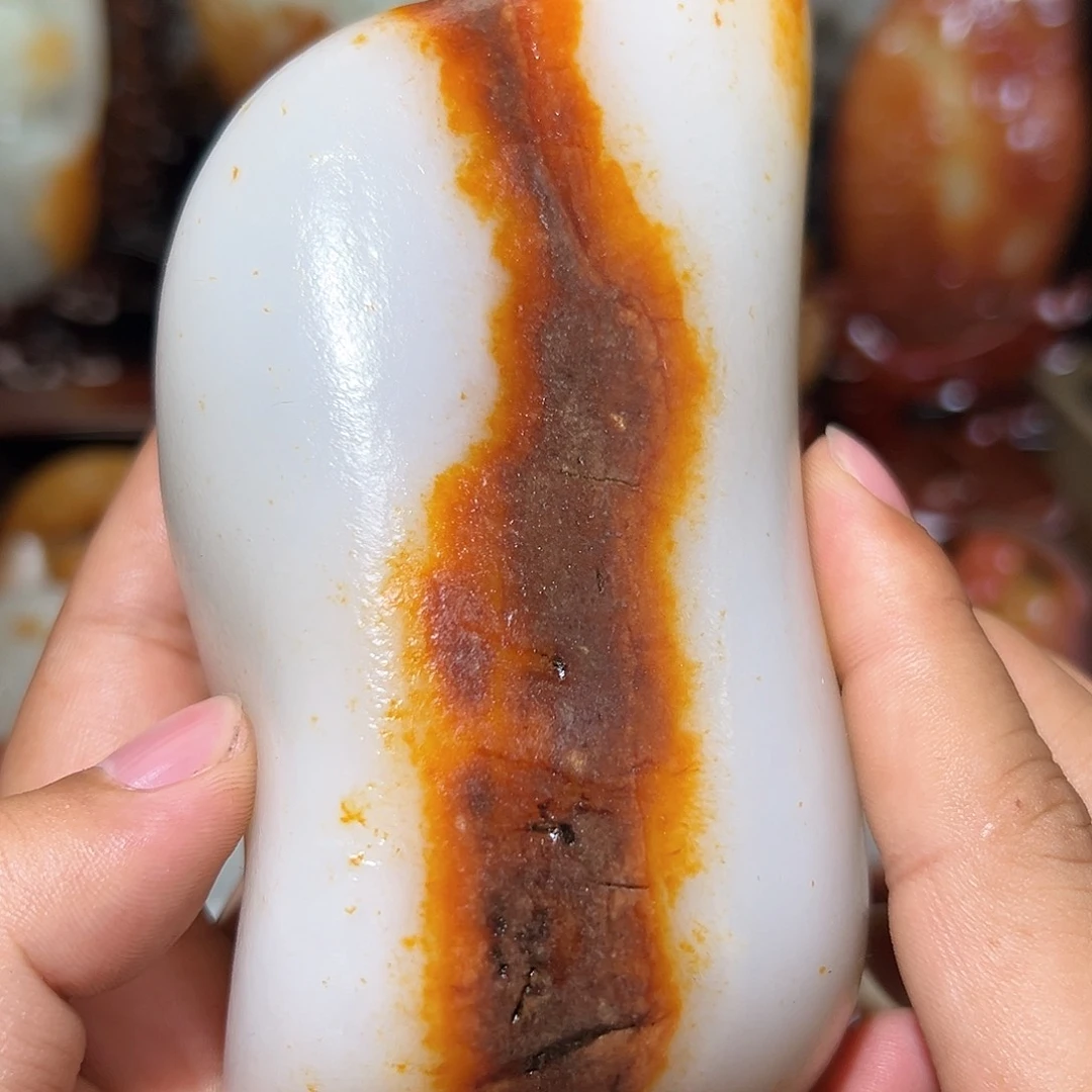 透闪石质玉未镶嵌挂件