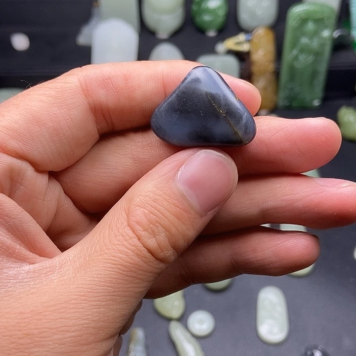 未镶嵌和田玉挂件