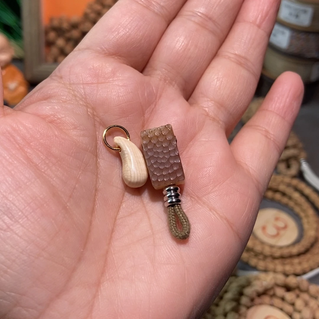 黑***桃柏香籽/百香籽吊坠