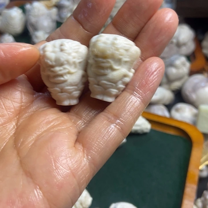 啊***配饰鹿角雕刻一对出