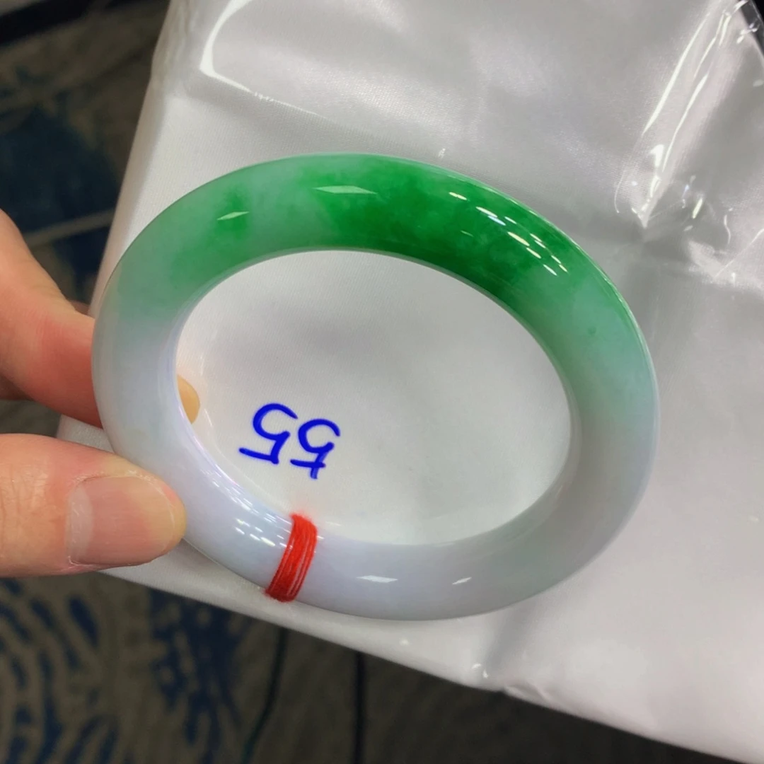 未镶嵌手镯（圆镯）翡翠翡翠