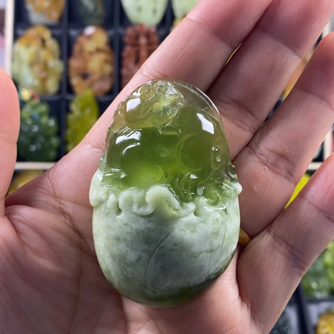 蛇纹石玉合金颈饰