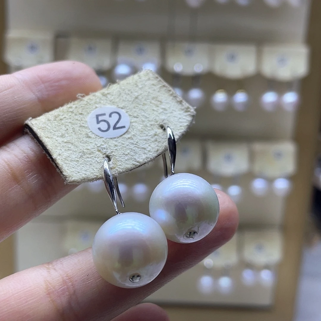 银S925镶嵌淡水珍珠耳饰