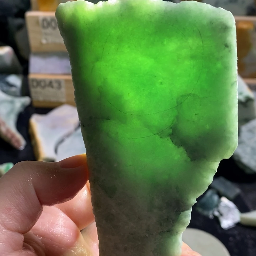 颈饰未镶嵌翡翠天然翡翠