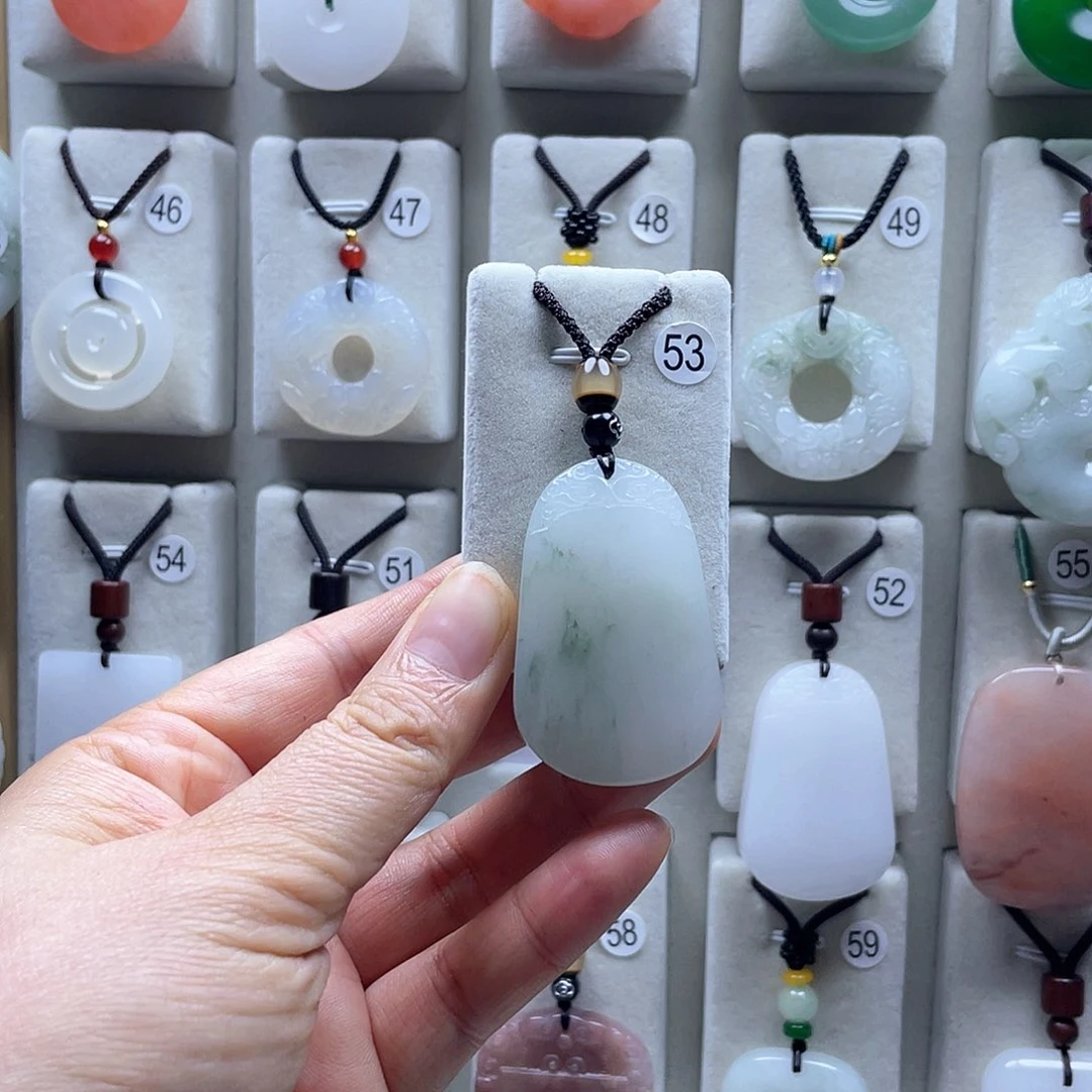 玛瑙/玉髓颈饰合金