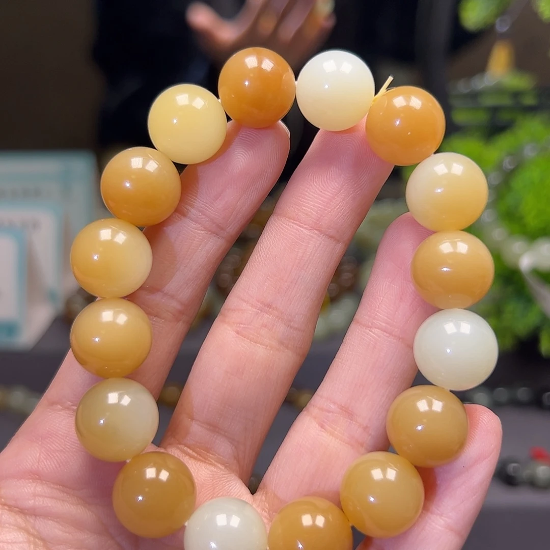 和田玉未镶嵌手串