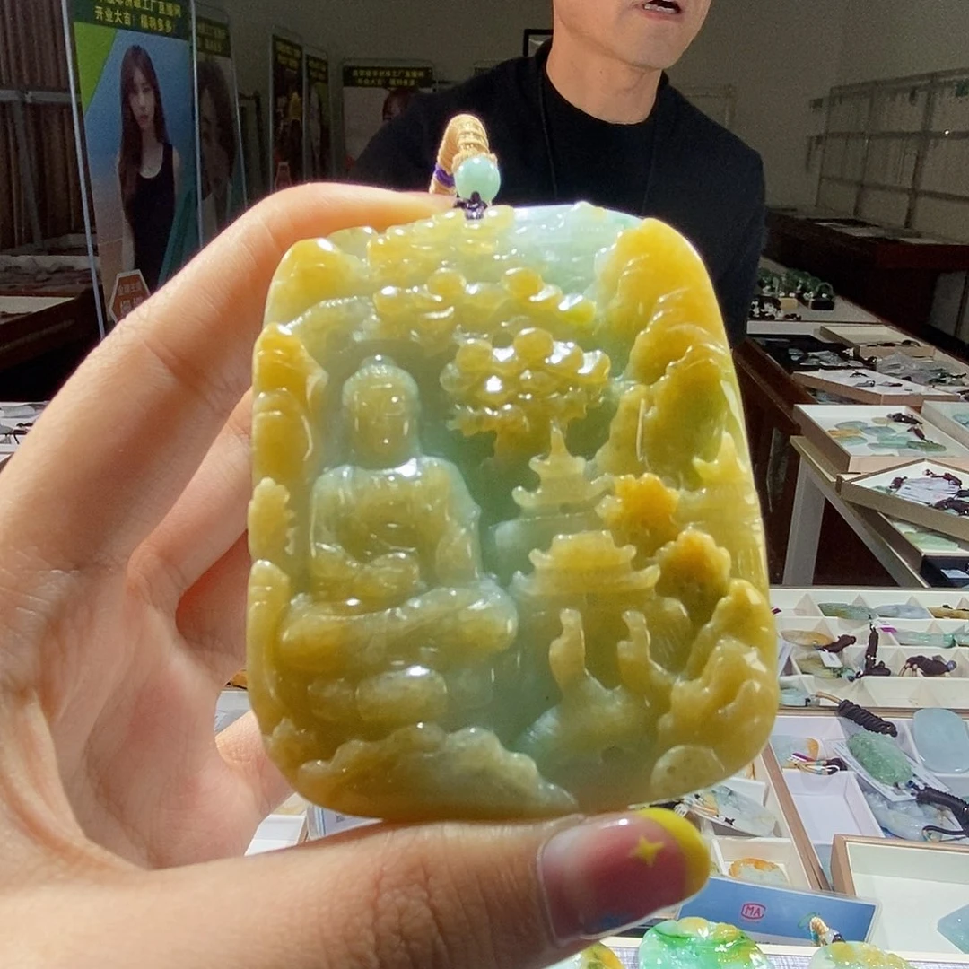 翡翠未镶嵌颈饰翡翠