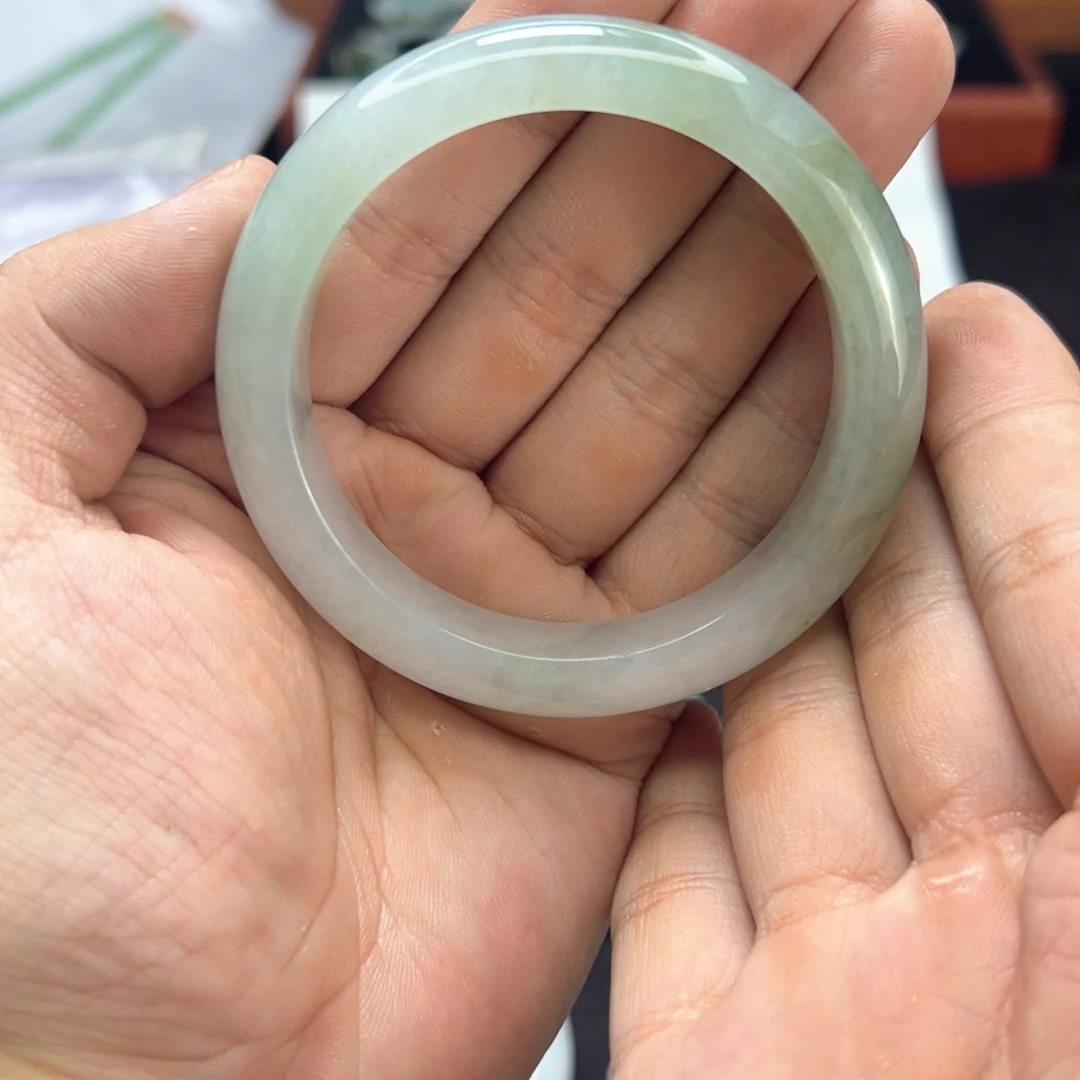 翡翠手镯未镶嵌54.6冰润