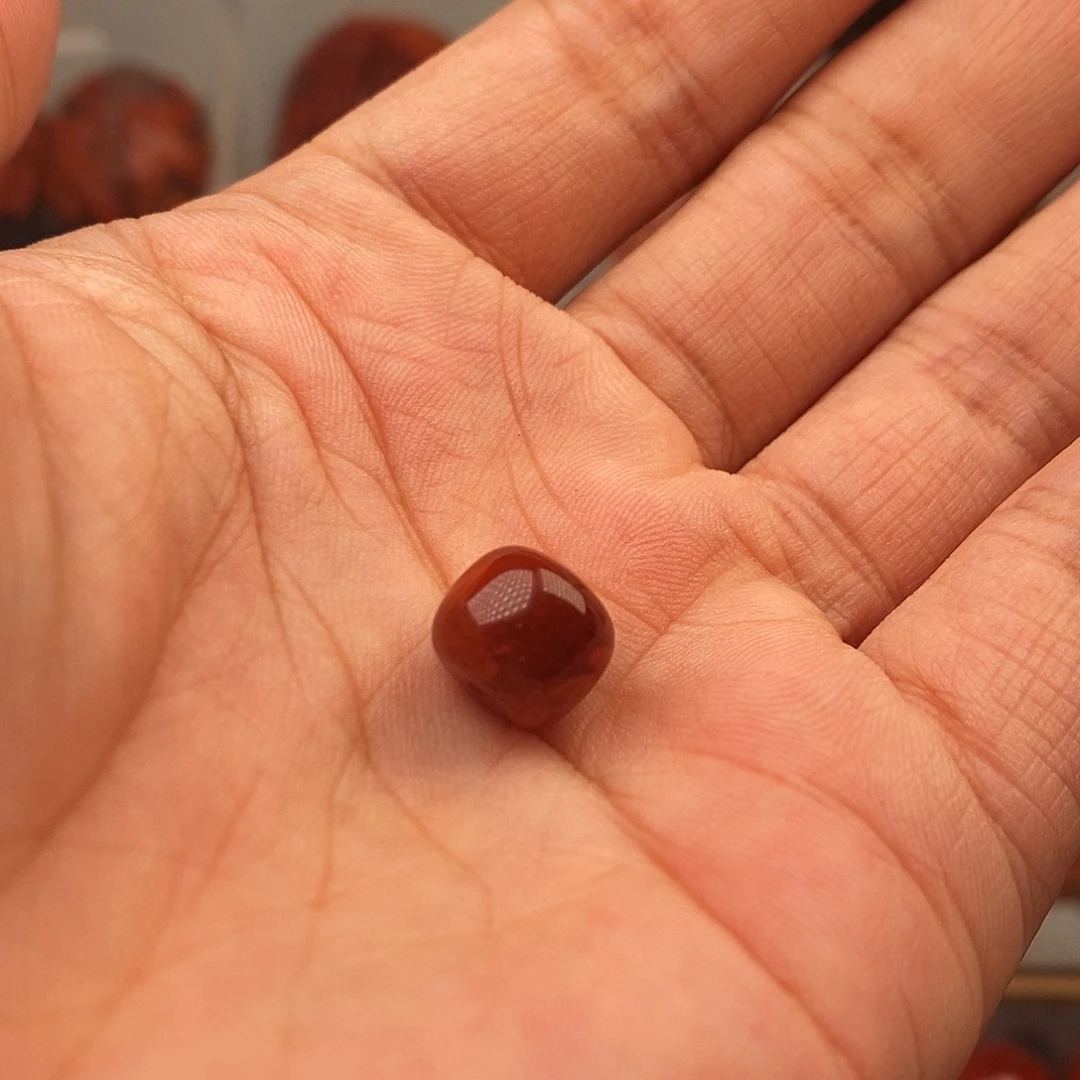 神***猫南红玛瑙未镶嵌10.3