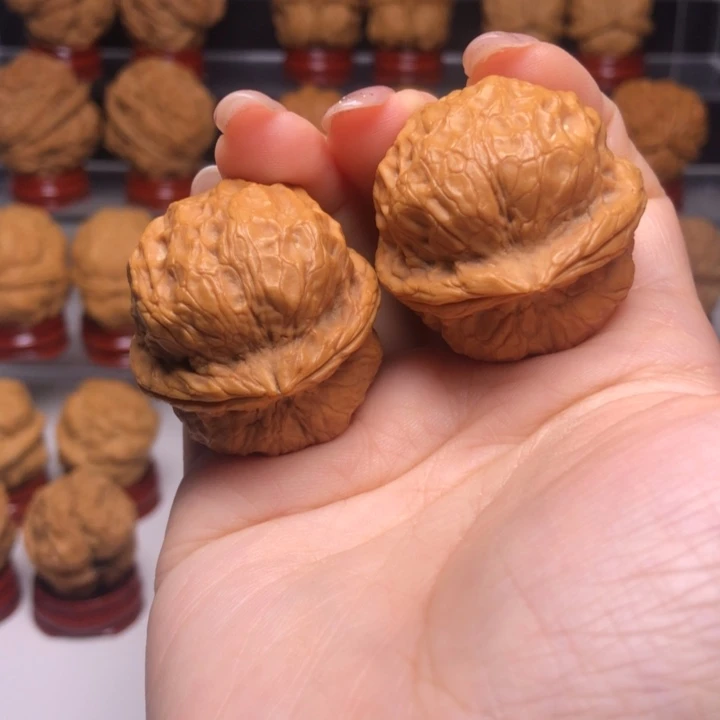 文玩核桃吊坠19粗筋铁锤