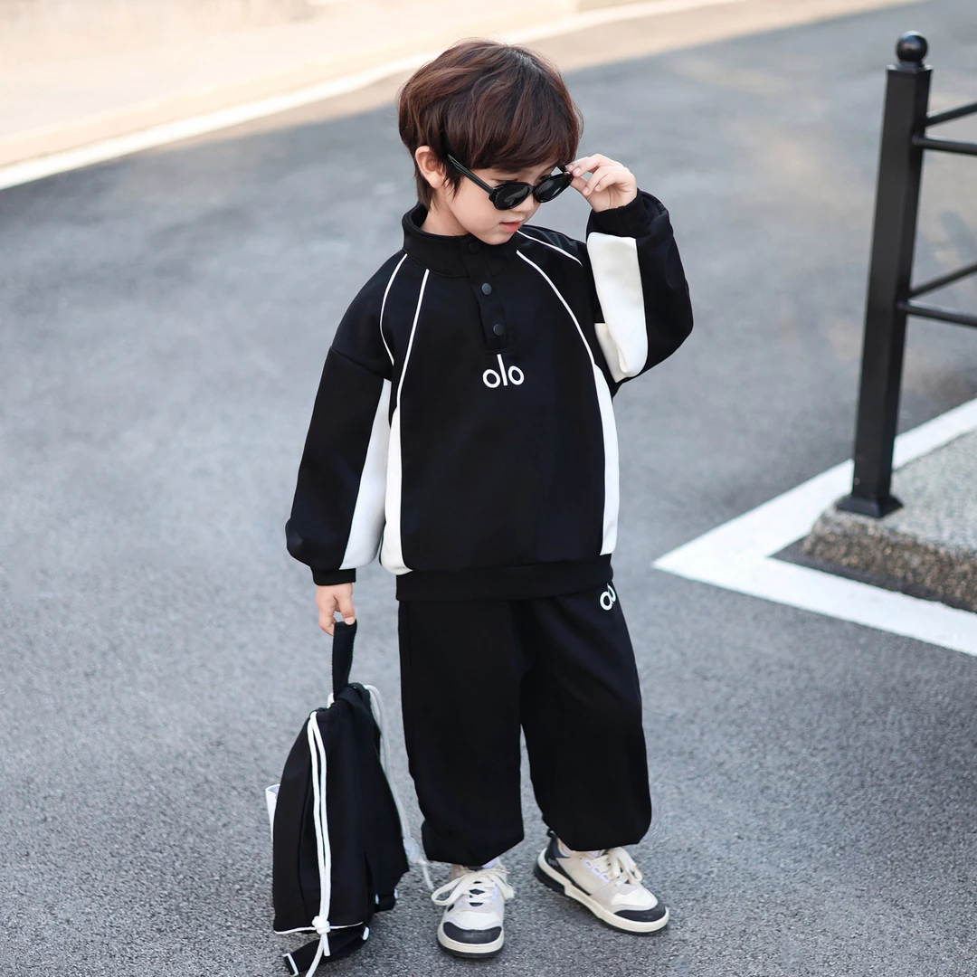 男童套装2025新款春秋季时尚帅气男童黑白色休闲运动潮童秋装