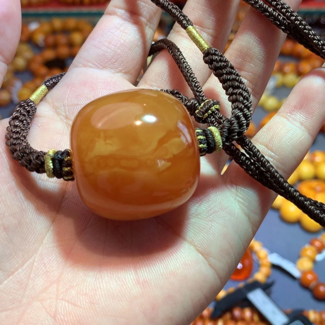【闪购商品】未镶嵌吊坠(赠链)蜜蜡