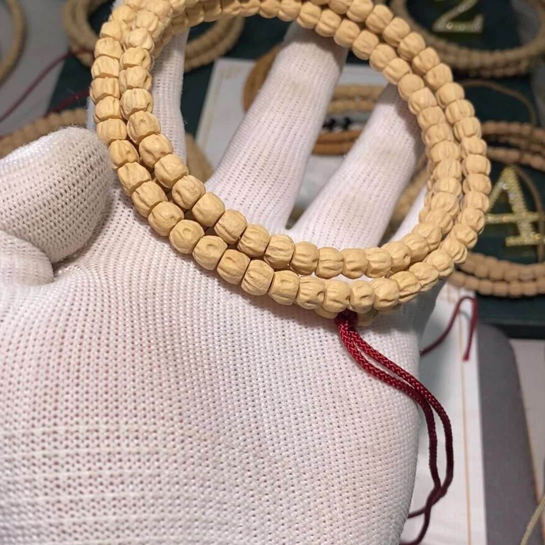 柏香籽/百香籽吊坠摩****?