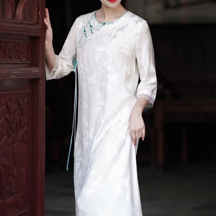 2303- 仙女裙 秋季新款女装圆领盘扣提花改良款茶服修身连衣裙