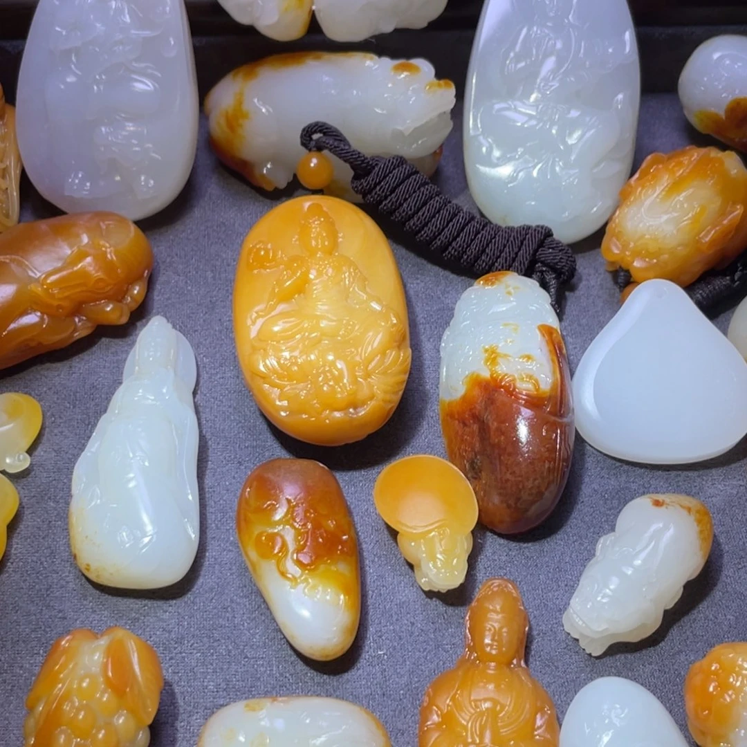 和田玉未镶嵌挂件