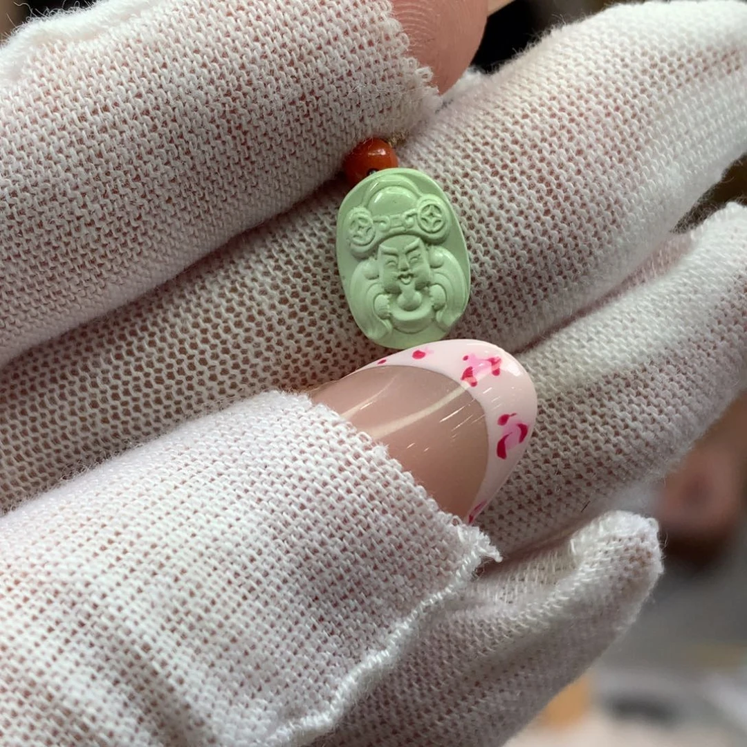 绿松石未镶嵌挂件