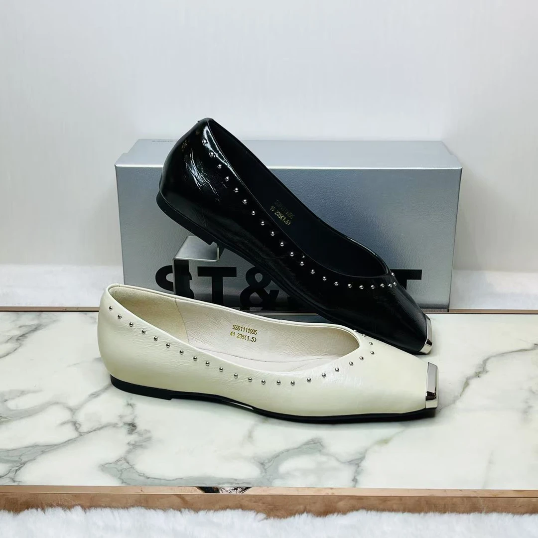 星期六2025春季新款方头亮面铆钉低跟浅口单鞋女鞋SSD1111095