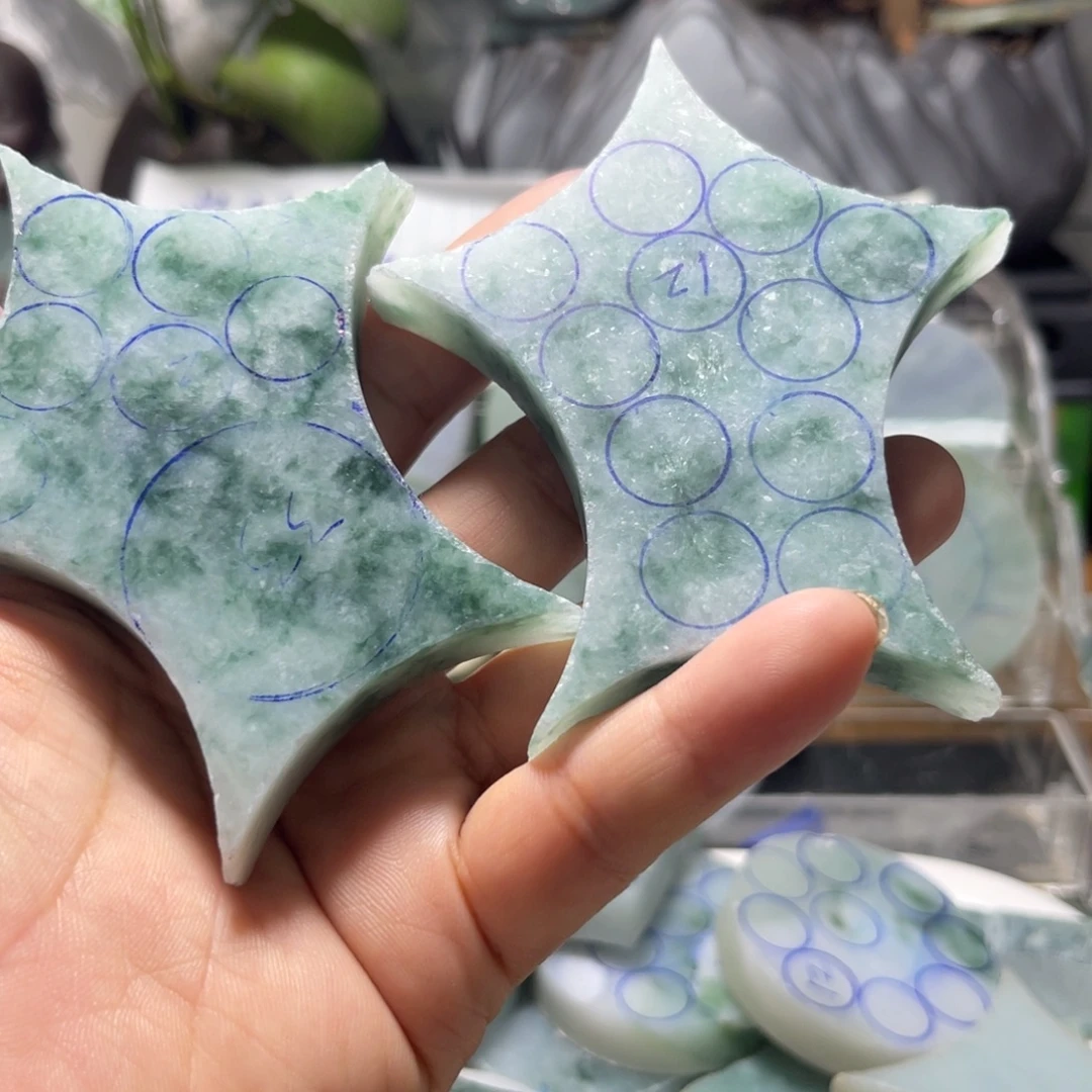 淡***哥裸石翡翠翡翠毛料