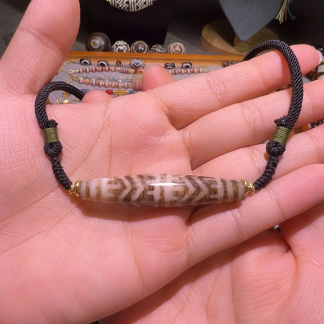 树脂制品金刚锁锁骨链