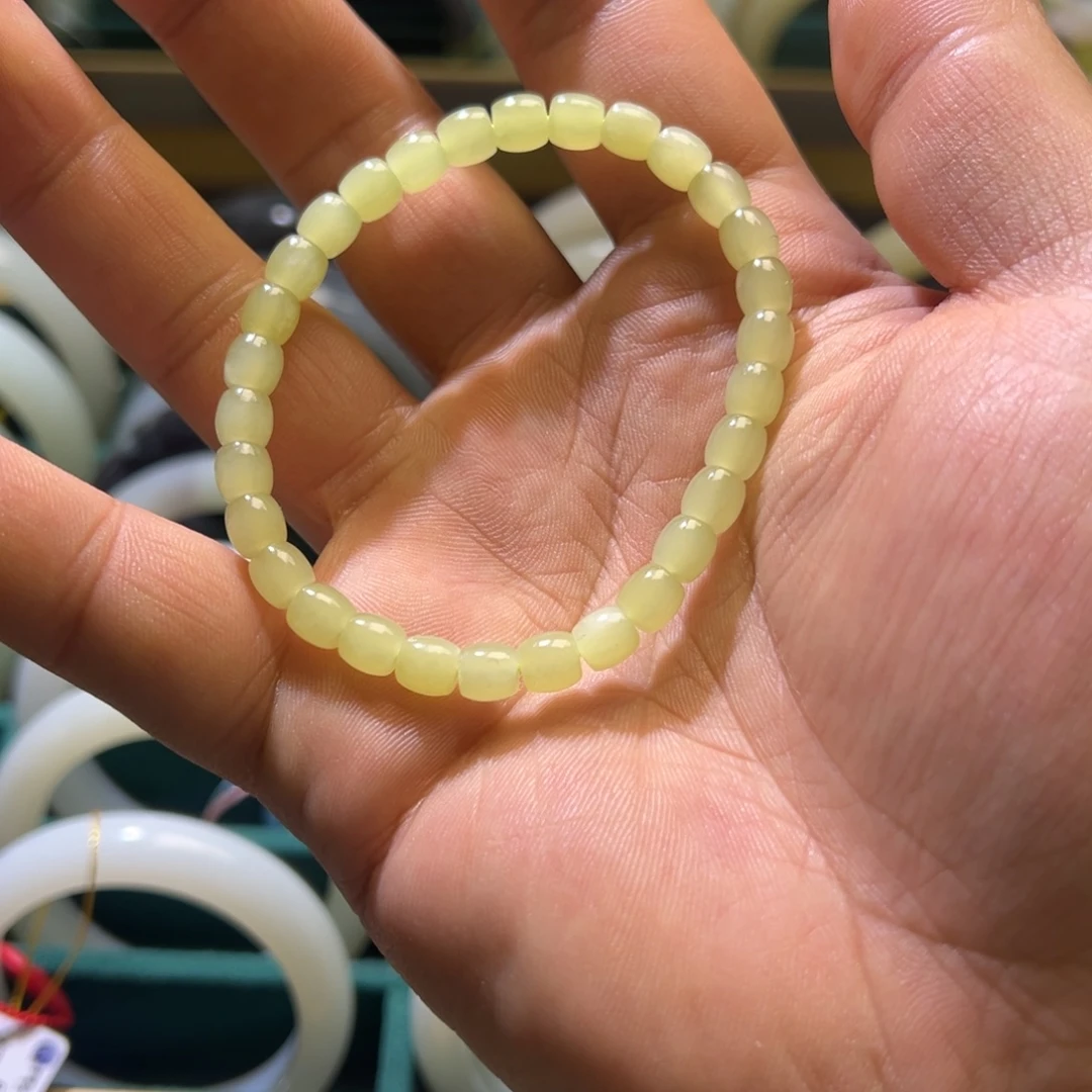 和田玉未镶嵌手串