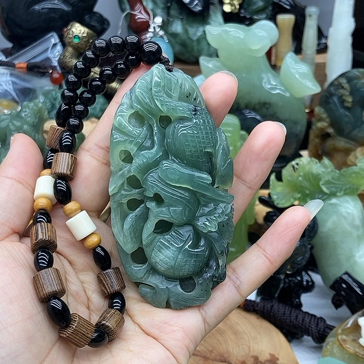 未镶嵌岫玉手把件