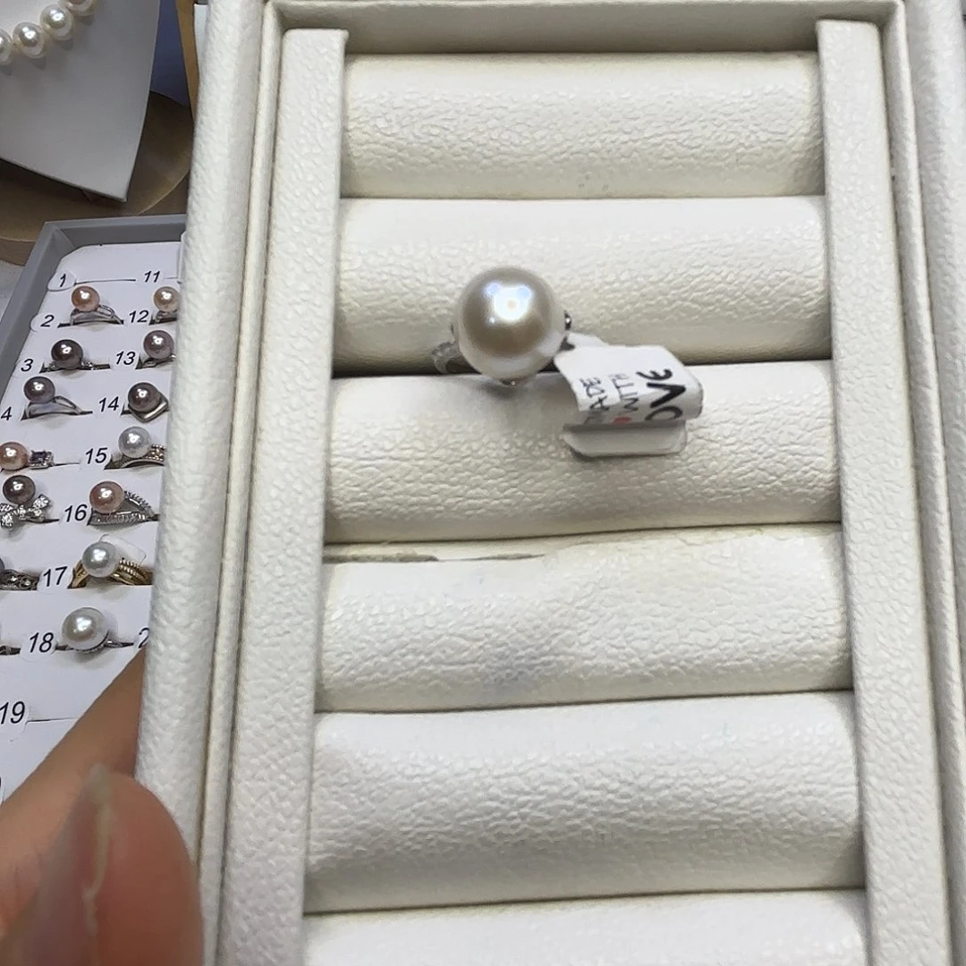 银S925镶嵌耳饰淡水珍珠