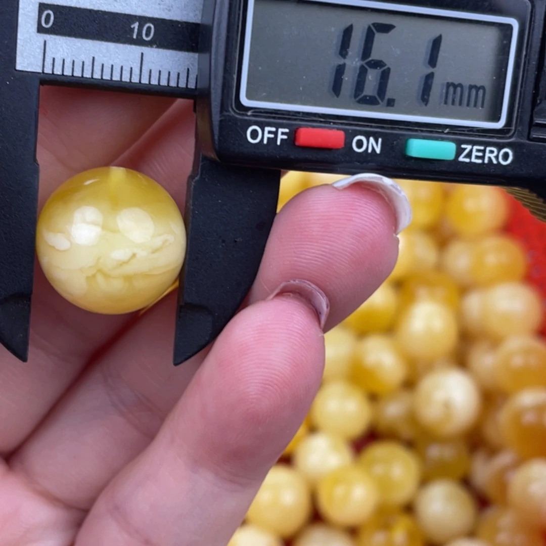 未镶嵌琥珀裸石蜜蜡342