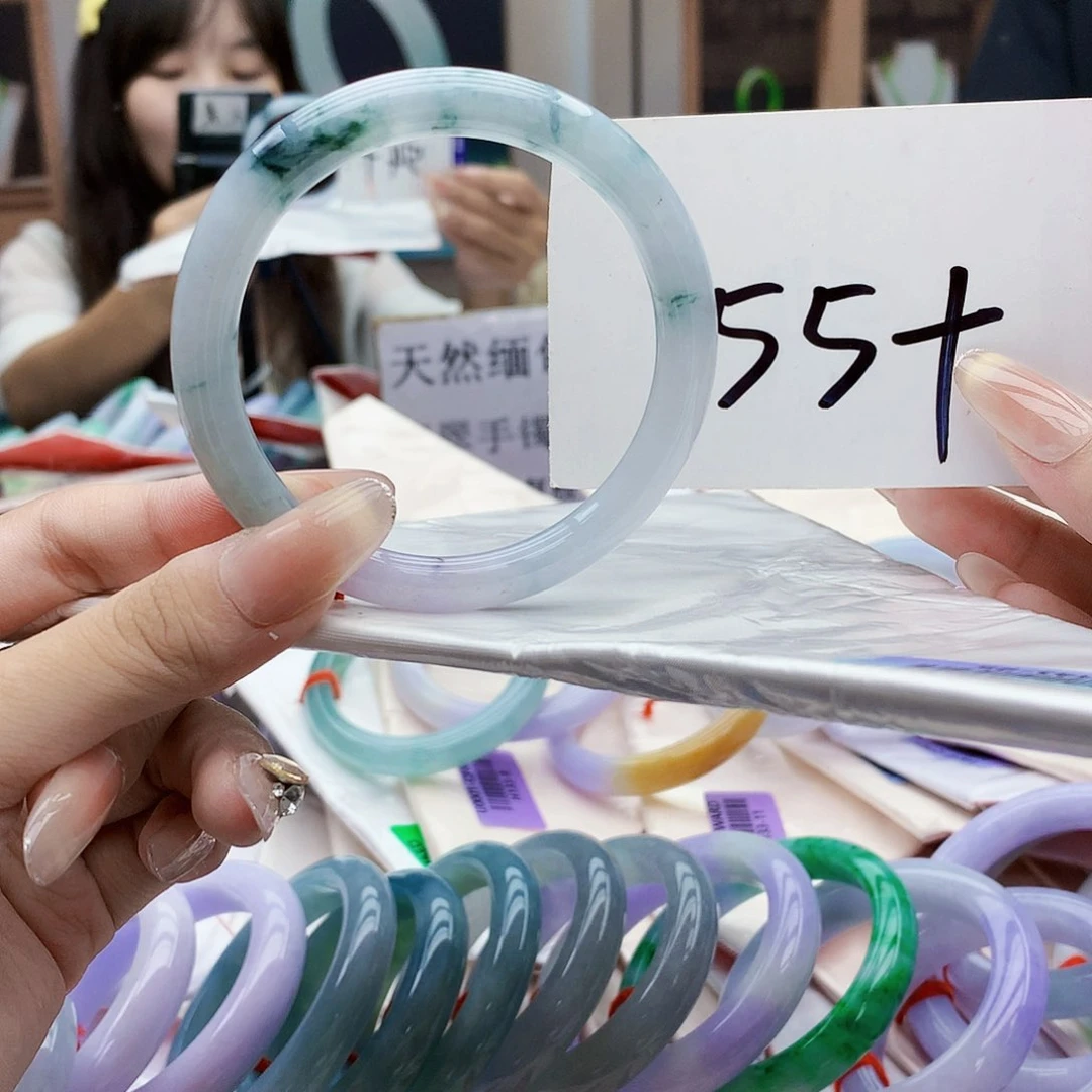 未镶嵌手镯翡翠hhh