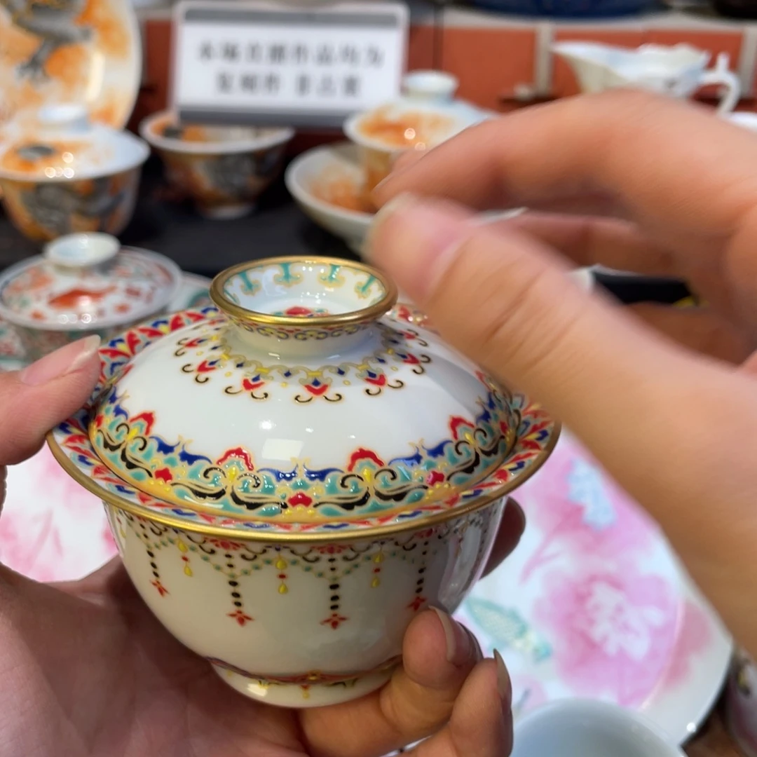 我是一只小小鸟，我是