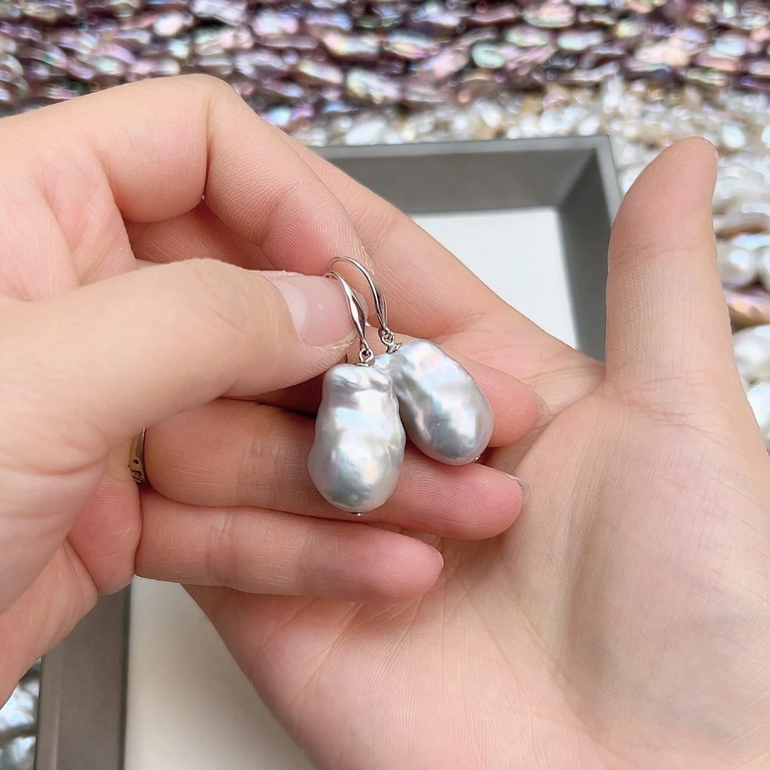 银S925镶嵌淡水珍珠耳坠