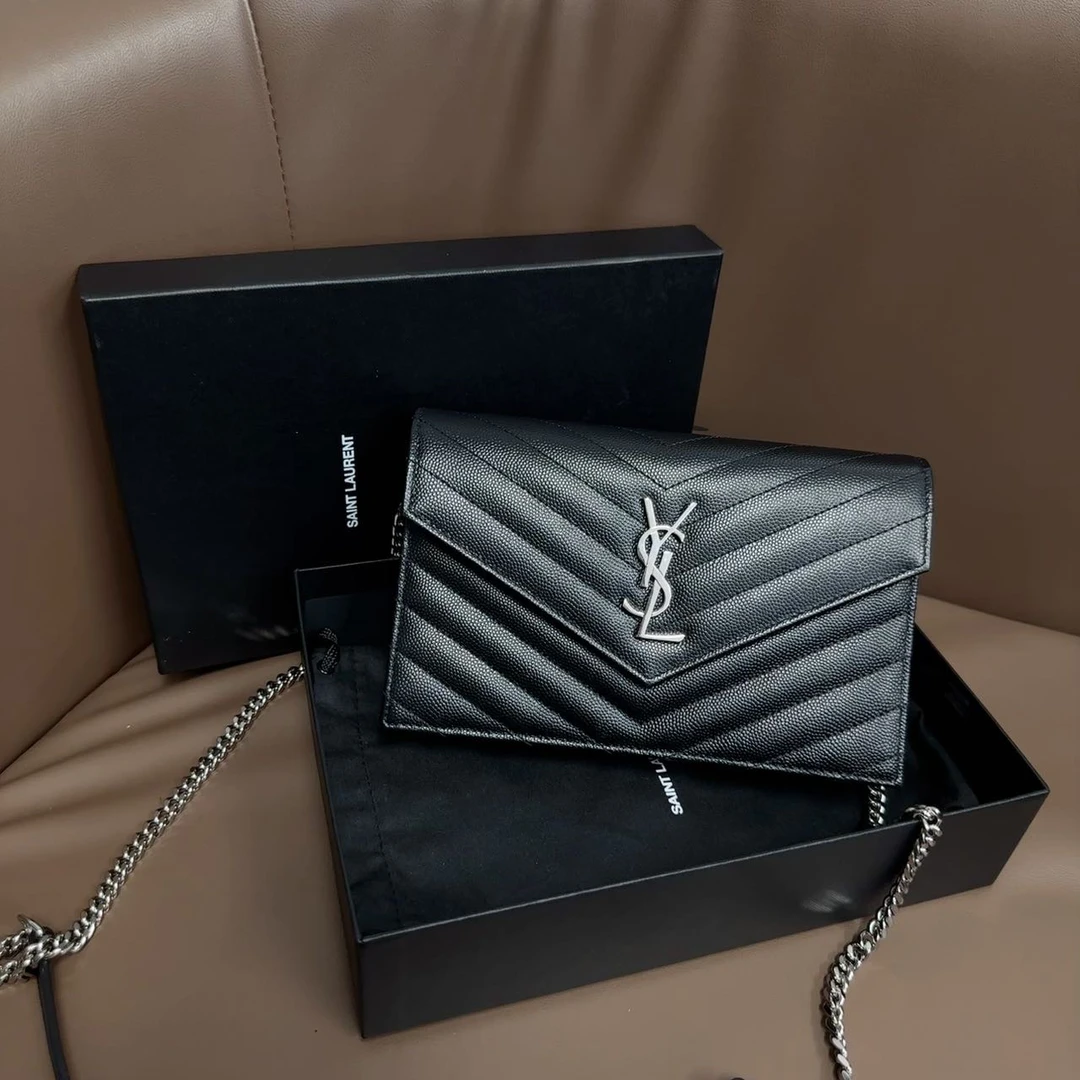 YSL/圣罗兰 单肩包 黑银鱼子酱信封包单肩包 wh6227/2501