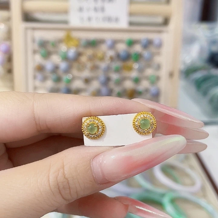 翡翠未镶嵌颈饰天然翡翠Ａ货