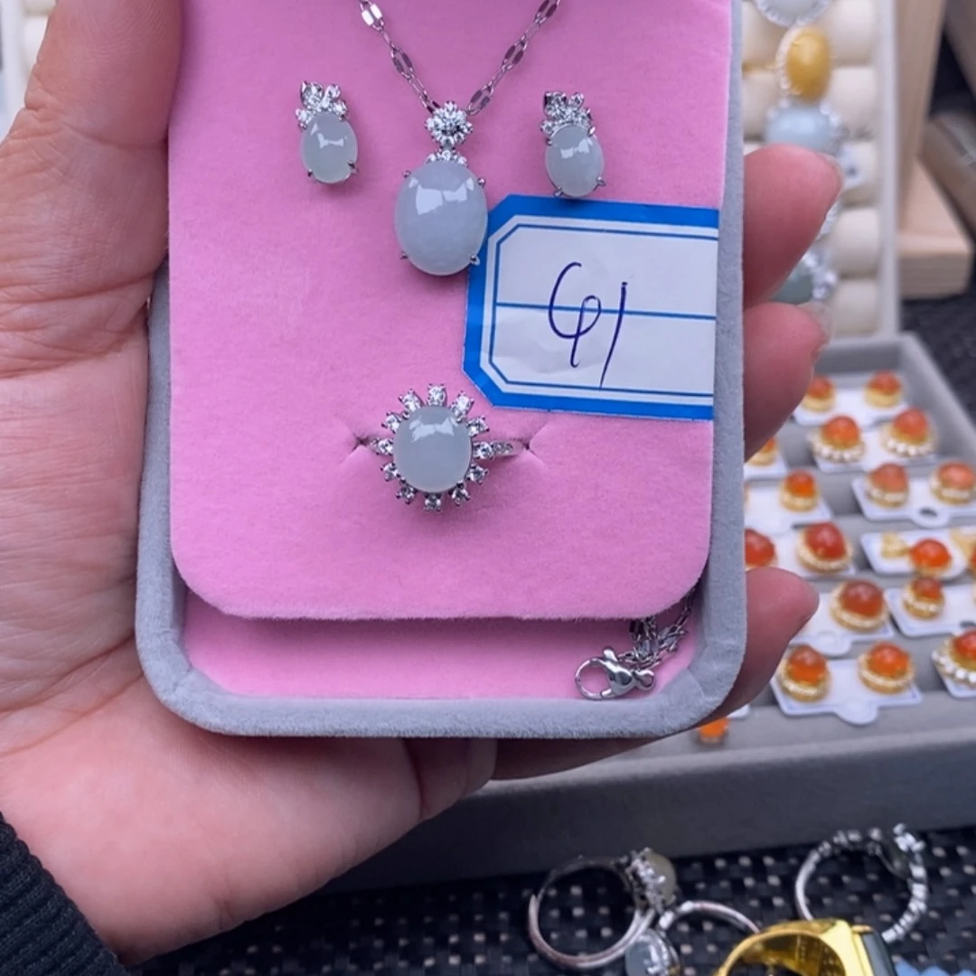 未镶嵌戒指翡翠缅甸