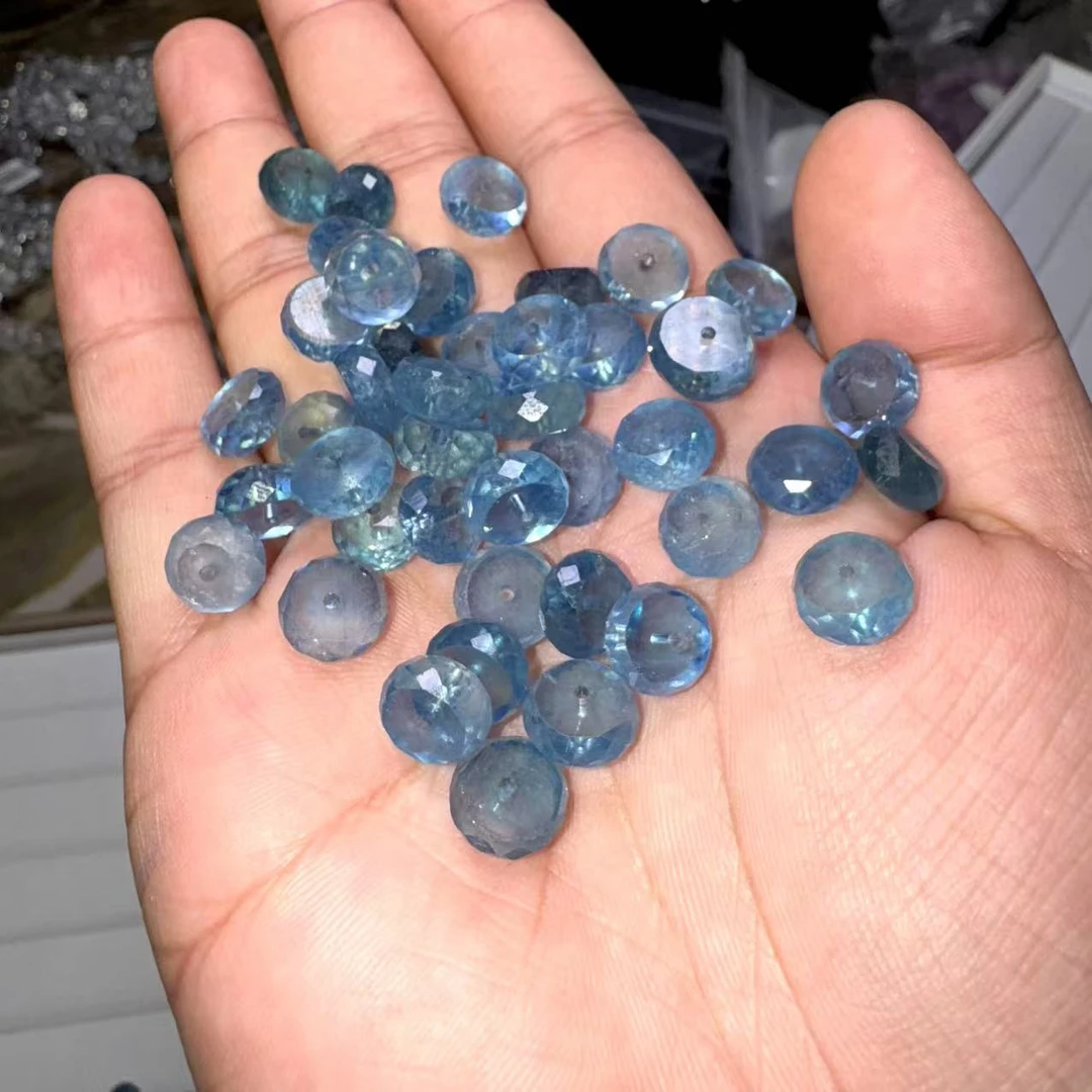 魔鬼蓝海蓝宝 车轮轮盘棱形切面（表皮带磨砂感介意勿拍）（多样性发