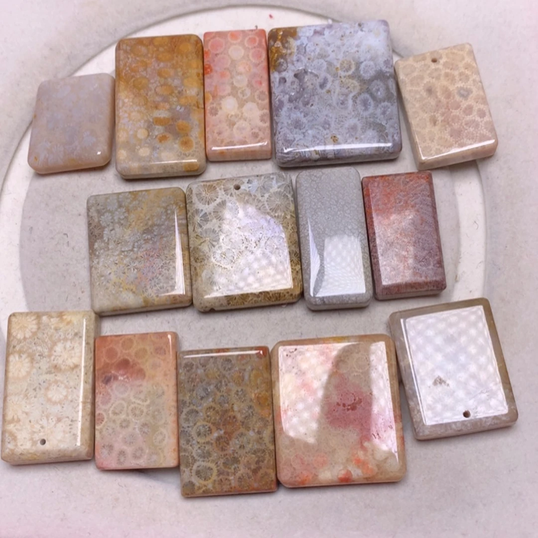 【闪购商品】硅化玉颈饰合金寄*