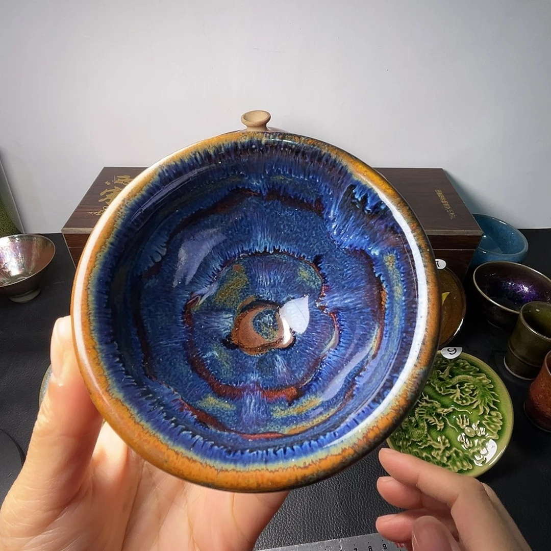 茶盏我不敢看我想听但是