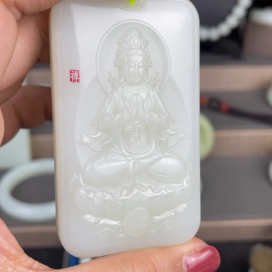 【闪购商品】颈饰未镶嵌和田玉