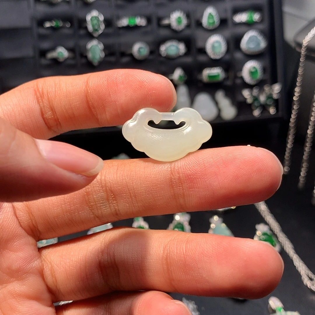 和田玉未镶嵌吊坠(不含链)