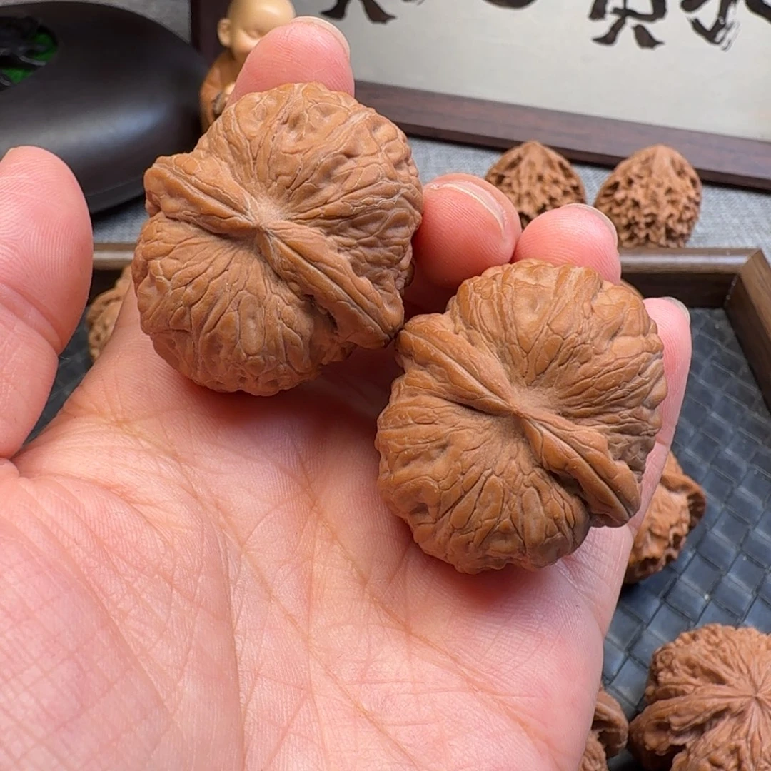 文玩核桃吊坠全品元宝40
