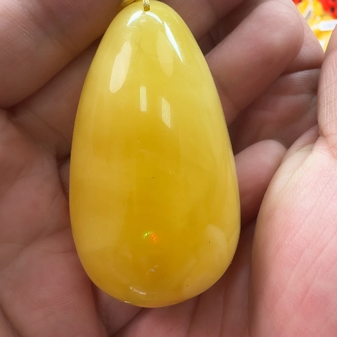 琥珀未镶嵌珠宝奇石120