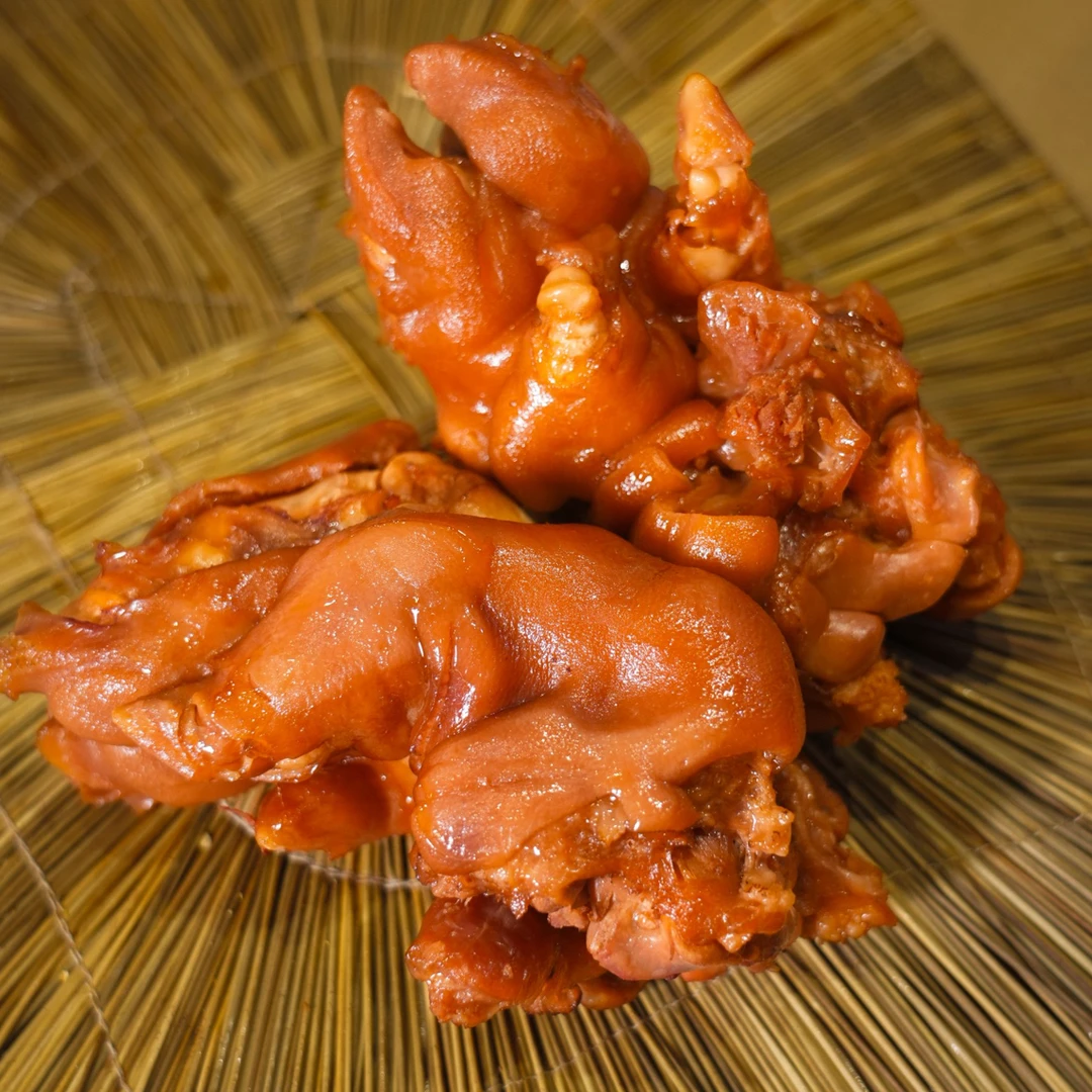 猪前蹄1个(约300g)