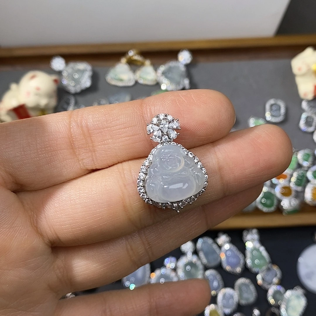 翡翠银S925镶嵌颈饰翡翠