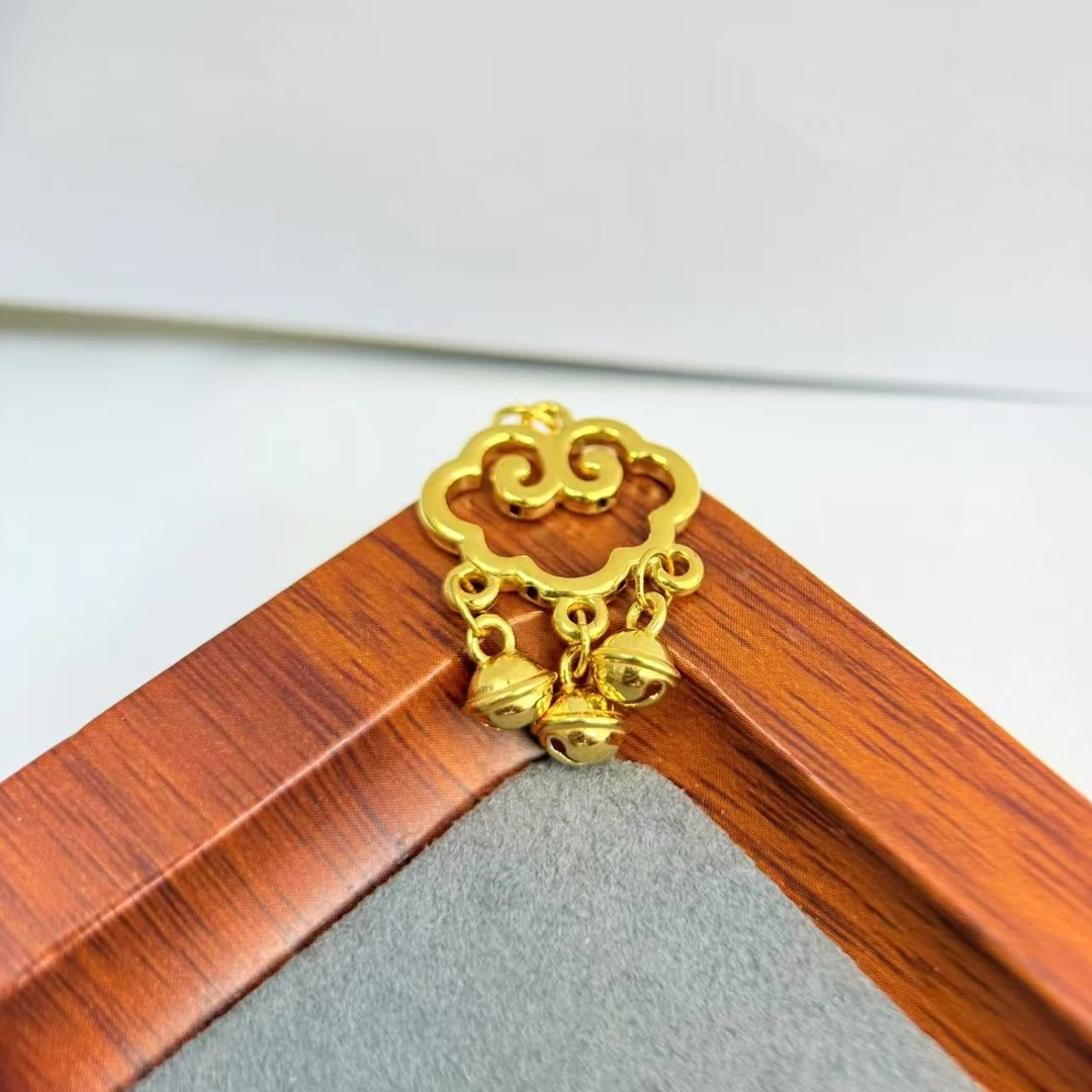 新金社黄金足金999素金镂空铃铛祥云锁DP1042