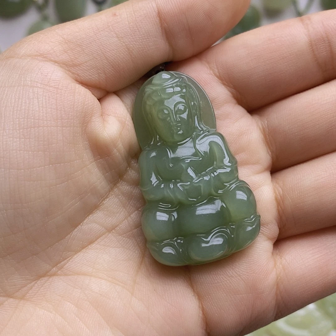 和田玉颈饰未镶嵌