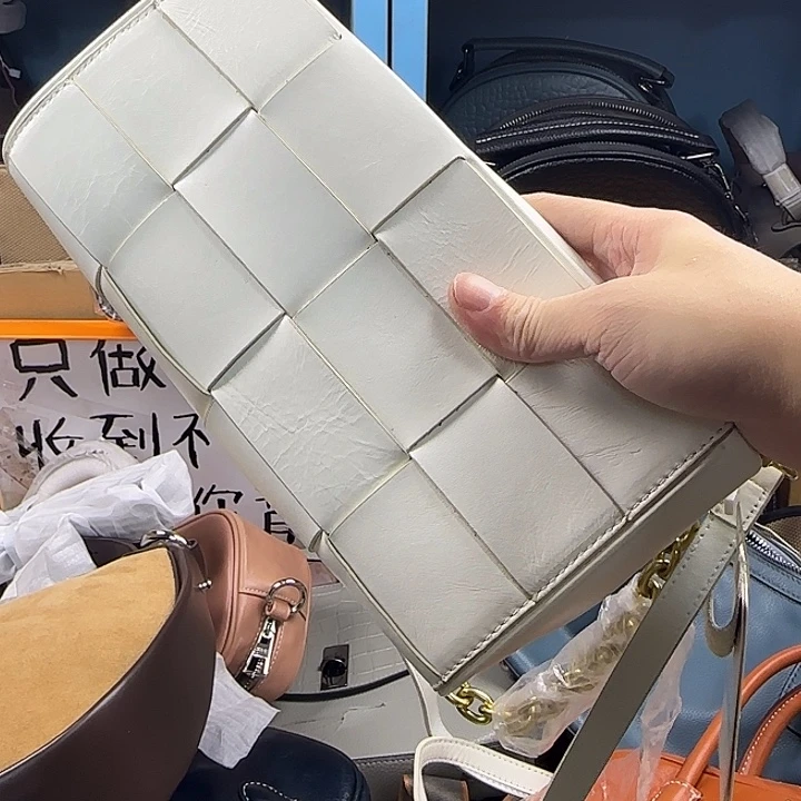 小牛皮水牛皮反绒皮牛皮小牛皮（革）水牛皮（革）